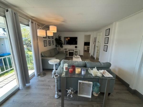 1980 DUTC Manufactured Home