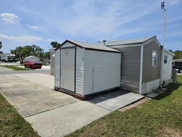 1983 Manufactured Home
