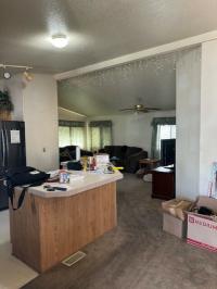 2000 Skyline  Cedar Cove Mobile Home