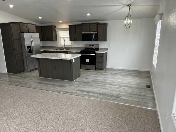 2020 Fleetwood Canyon Lake Manufactured Home