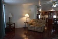 2000 Oakwood 203 Manufactured Home