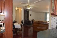 2000 Oakwood 203 Manufactured Home