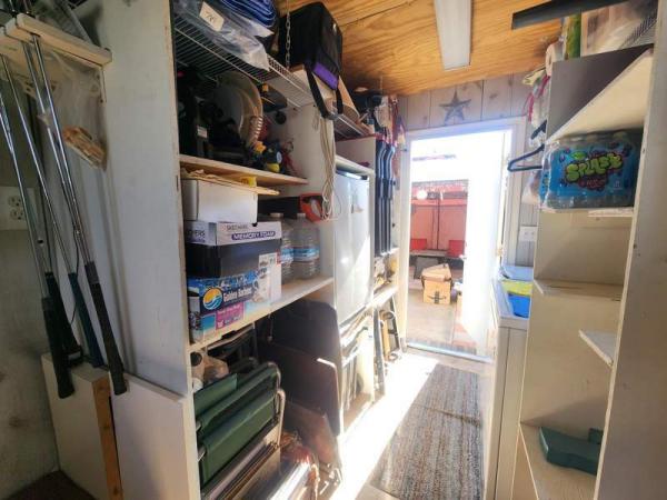 1989 Skyline Manufactured Home