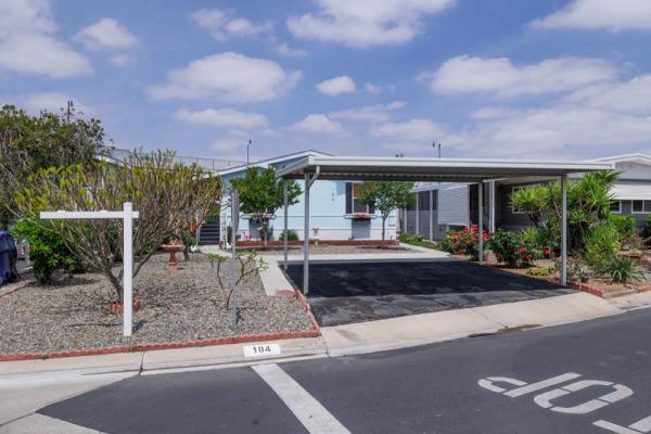 2000 Goldenwest Mobile Homes Manufactured Home