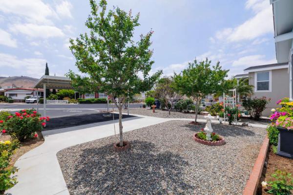 2000 Goldenwest Mobile Homes Manufactured Home