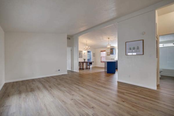 2000 Goldenwest Mobile Homes Manufactured Home