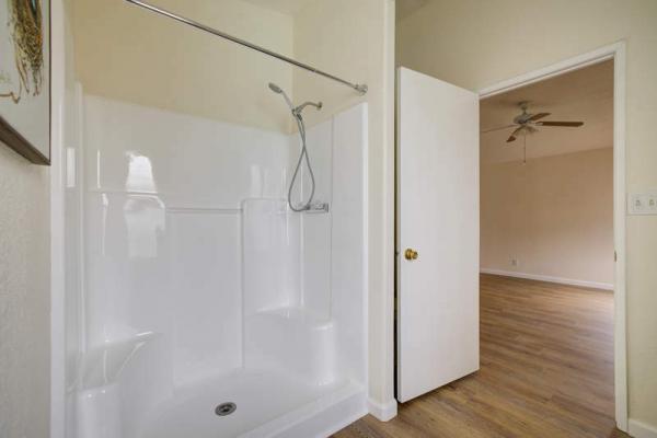 2000 Goldenwest Mobile Homes Manufactured Home