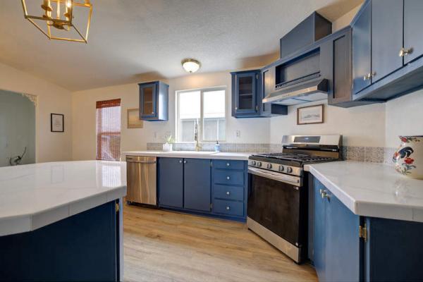 2000 Goldenwest Mobile Homes Manufactured Home