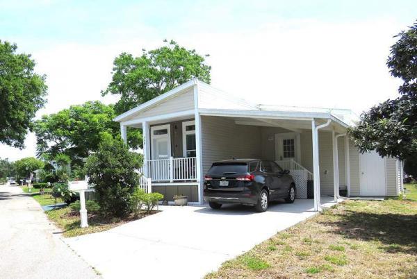 Photo 1 of 2 of home located at 759 Spanish Moss Dr. Casselberry, FL 32707