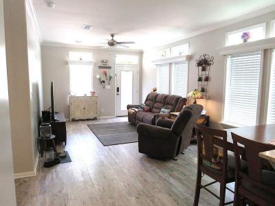 Photo 3 of 34 of home located at 759 Spanish Moss Dr. Casselberry, FL 32707