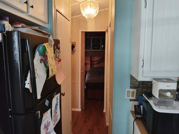 1987 Park Manufactured Home