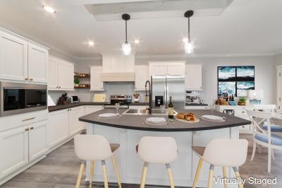 Photo 2 of 18 of home located at 512 Rahm Way Lady Lake, FL 32159