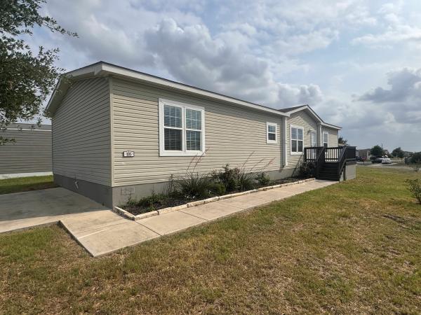 2016 Clayton Homes Inc Manor Hill Mobile Home