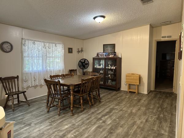 1989 Coro 2C10004 Mobile Home