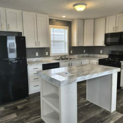 Mobile Home at 9901 State Road 3 #0069 Muncie, IN 47303