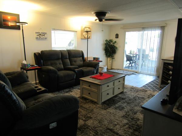 1980 Homes of Merit Twin Manor Mobile Home