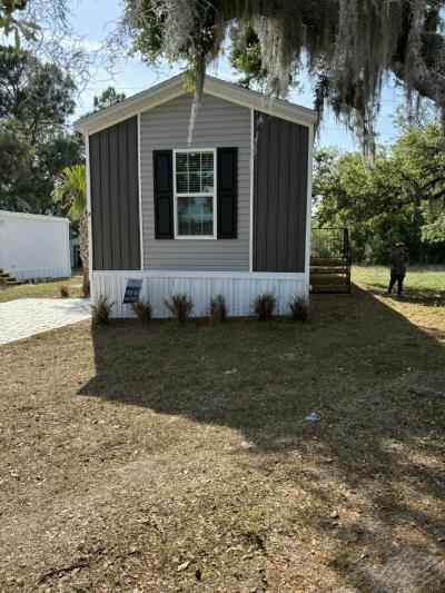 Mobile Home at 11240 N Northwood Drive, Lot 4 Inglis, FL 34449