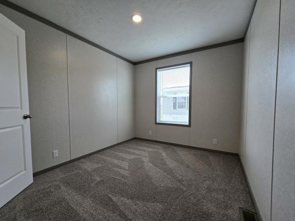 2025 Clayotn 95PLH28523C Mobile Home