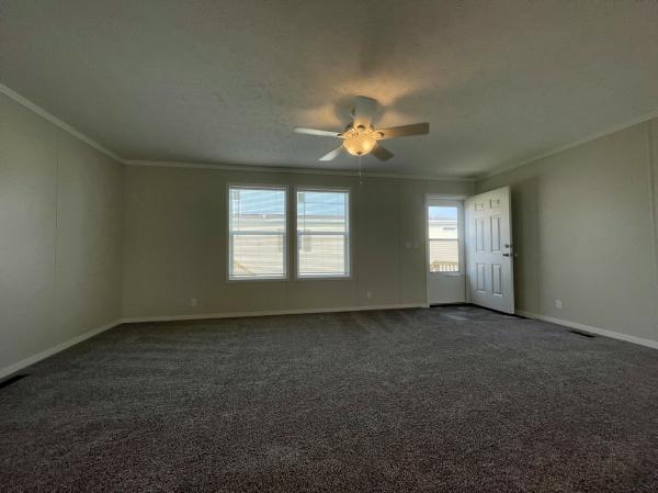 2025 Clayton 95PLH28523G Mobile Home