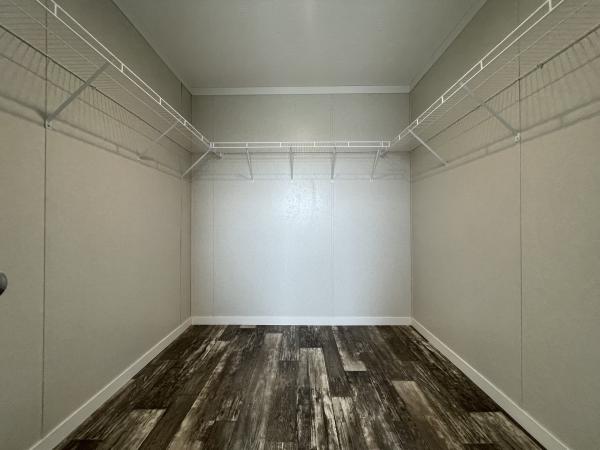 2025 Clayton 95PLH28523G Mobile Home