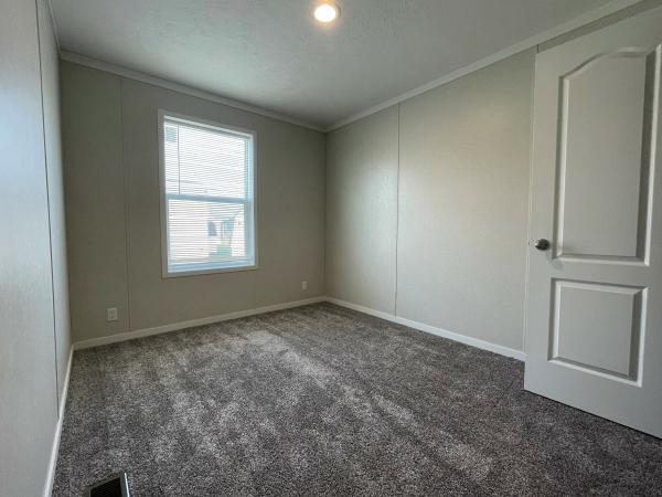 2025 Clayton 95PLH28523G Mobile Home