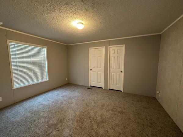 Photo 1 of 2 of home located at 140 Brookview Drive Belleville, MI 48111