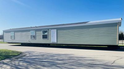 Mobile Home at 8280 East Us 30, Lot #70A Pierceton, IN 46562