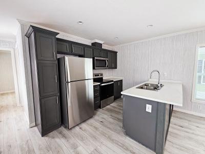 Mobile Home at 6074 Deerfield Rd Loveland, OH 45140