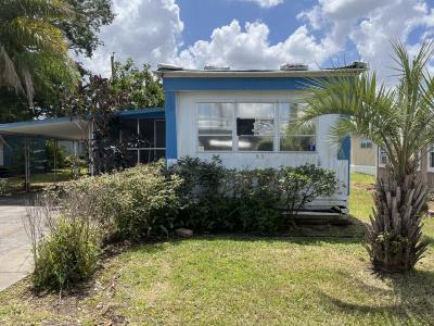 Photo 2 of 5 of home located at 55 Bonny Shores Drive Lakeland, FL 33801