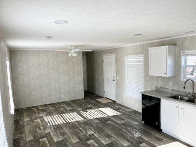 Photo 3 of 8 of home located at 1 Thorn Locust Lane, #158 London, OH 43140