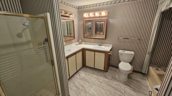 1992 Rochester Manufactured Home