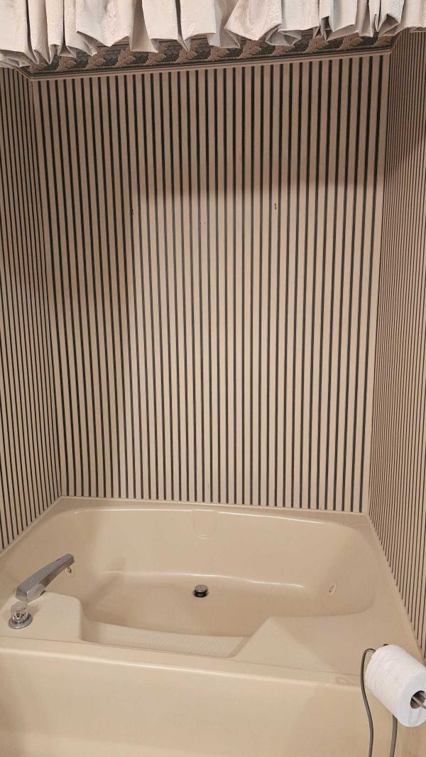 1992 Rochester Manufactured Home