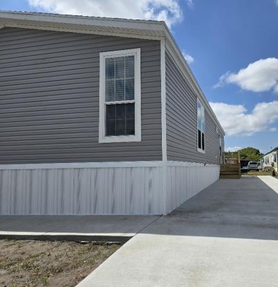 Photo 3 of 19 of home located at 7316 Mai Tai Dr Orlando, FL 32822