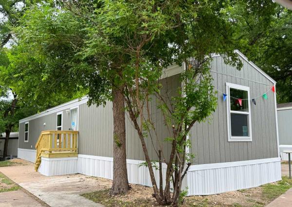 Photo 1 of 2 of home located at 25 Olmos Dr., Austin, TX 78744