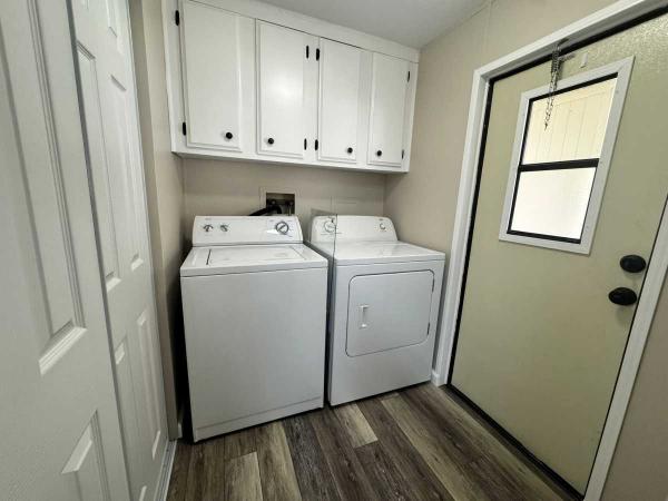 1985 Fleetwood Brookfield Mobile Home