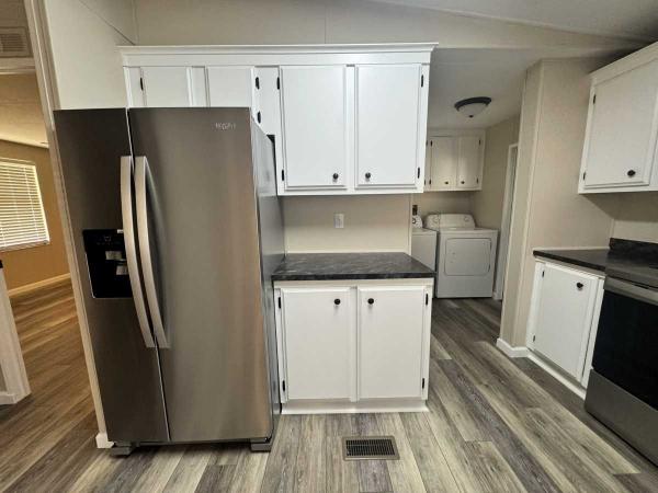 1985 Fleetwood Brookfield Mobile Home