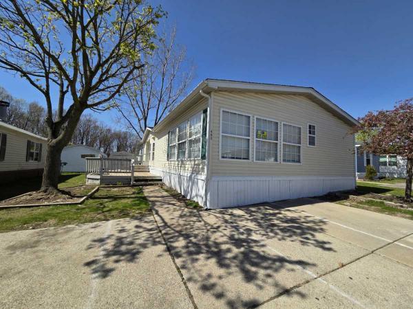 1989 Wyndham Manufactured Home