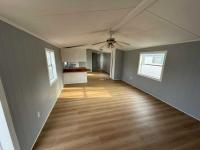 1986 Holly Park Manufactured Home
