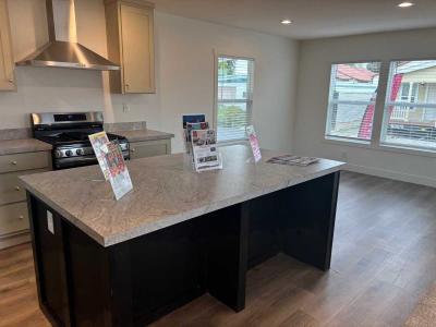 Photo 3 of 7 of home located at 601 N Kirby St Spc 367 Hemet, CA 92545