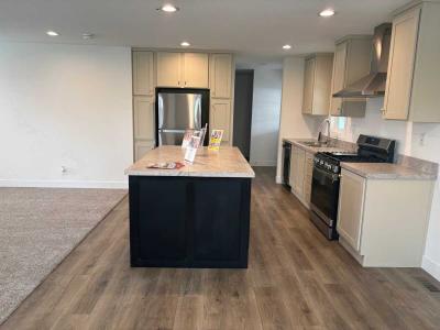 Photo 5 of 7 of home located at 601 N Kirby St Spc 367 Hemet, CA 92545