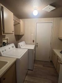 1987 Golden West Golden West Manufactured Home