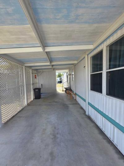 Photo 4 of 10 of home located at 601 Starkey Rd Largo, FL 33771