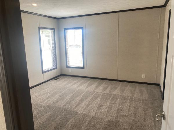 2022 Skyline PGB928P Mobile Home
