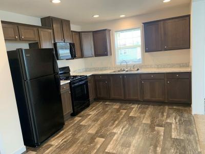 Photo 3 of 6 of home located at 458 N. Amber Dr. SE Grand Rapids, MI 49548
