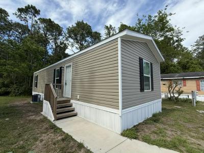 Photo 5 of 20 of home located at 10201 W Beaver St #319 Jacksonville, FL 32220