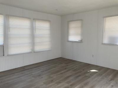 Photo 5 of 12 of home located at 273 Lyndol Street Lakeland, FL 33815