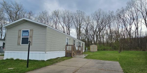Photo 1 of 2 of home located at 76 East Us Hwy 6 Lot 230 #230 Valparaiso, IN 46383