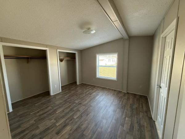 1998 REDMAN Mobile Home For Sale