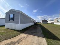 2021 47TRR16763AH19  Home