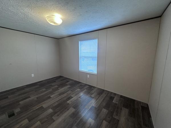 2021 47TRS14602AH22  Home